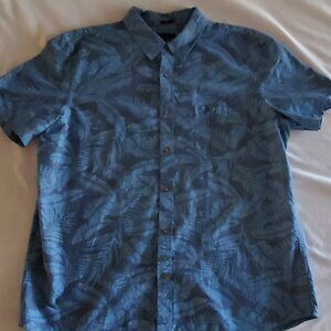 American Eagle Outfitters Men's XXL Slim Fit Tropical Button Down Shirt